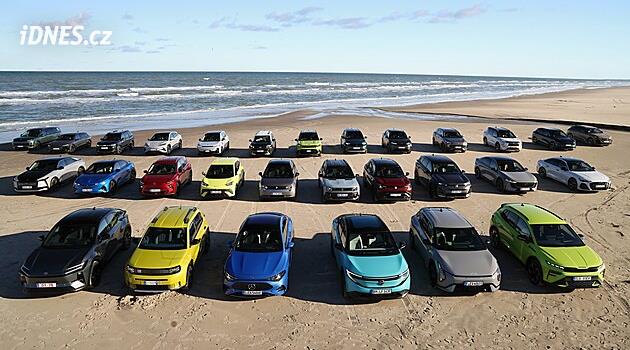 Elroq bojuje o titul Evropského auta roku. Oblékl na to bojové barvy Elroq bojuje o titul Evropského auta roku. Oblékl na to bojové barvy